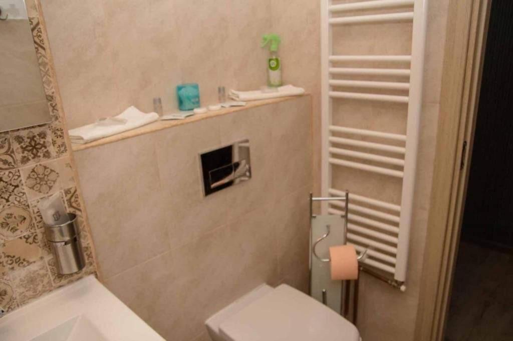 Colonial Touch Apartament Брашов Экстерьер фото