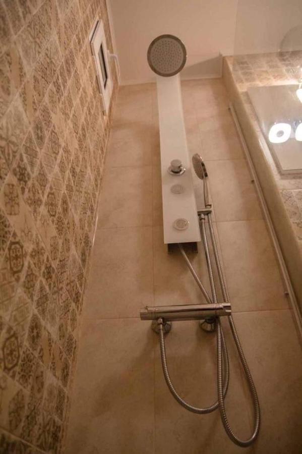 Colonial Touch Apartament Брашов Экстерьер фото