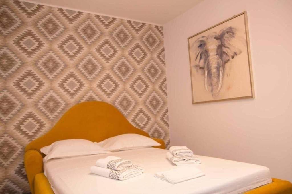 Colonial Touch Apartament Брашов Экстерьер фото